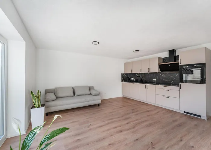 Check-in By Beone Rw-n