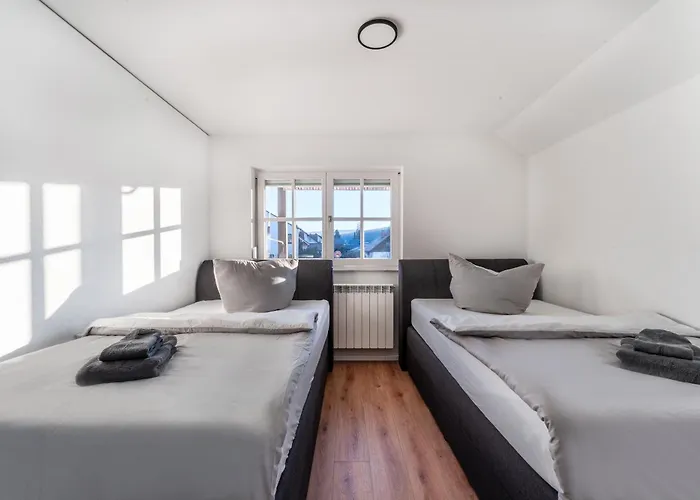 Check-in By Beone Rw-n *